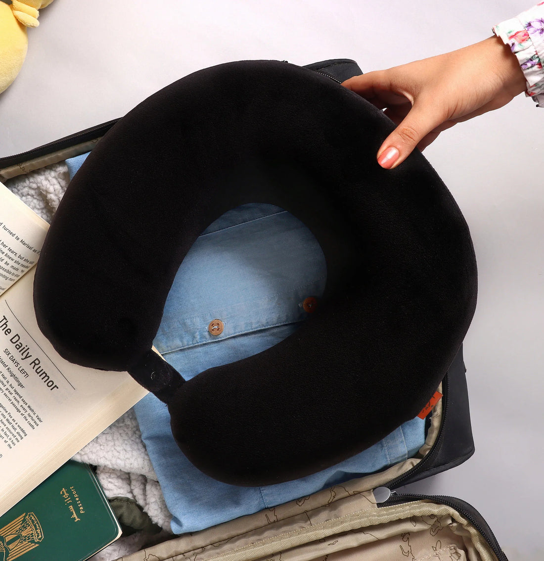 Neck Pillow By Dawenha | Black pillow Dawenha | دونها