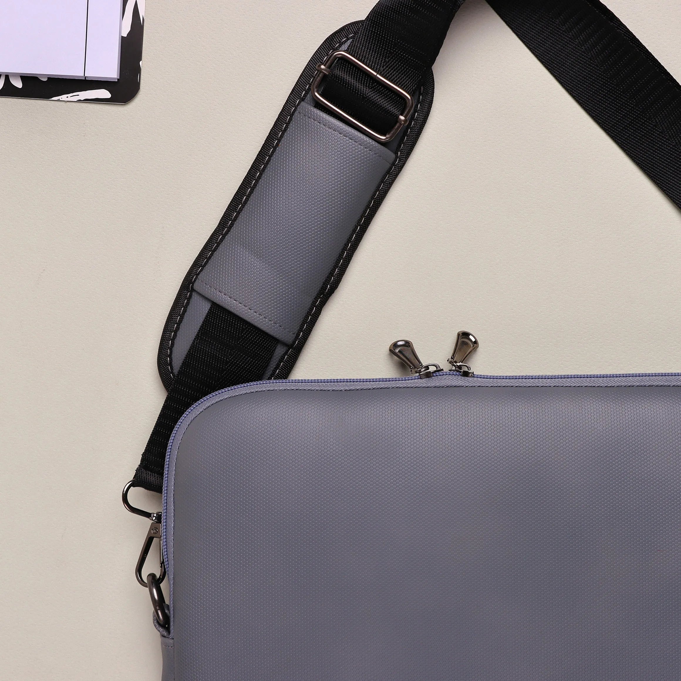 Shoulder Laptop Sleeve | Grey