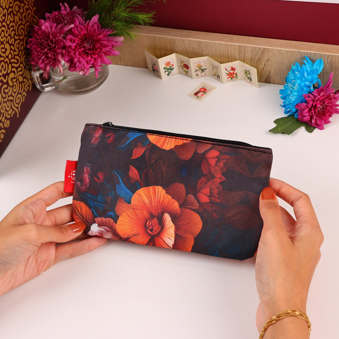 Pencil case | Vintage Flora