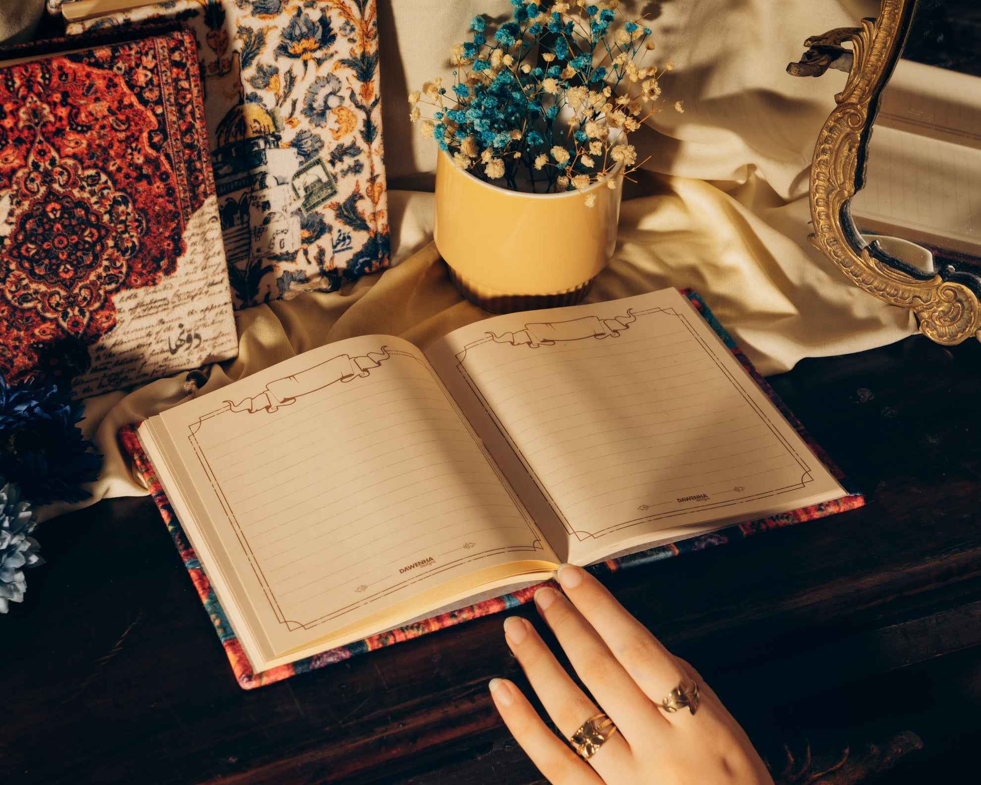 زهرة | Vintage Notebook Dawenha | دونها